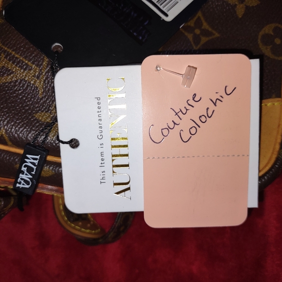 AUTHENTICATED, VINTAGE (LV) Louis Vuitton Monogram Danube Crossbody Bag - Picture 15 of 15